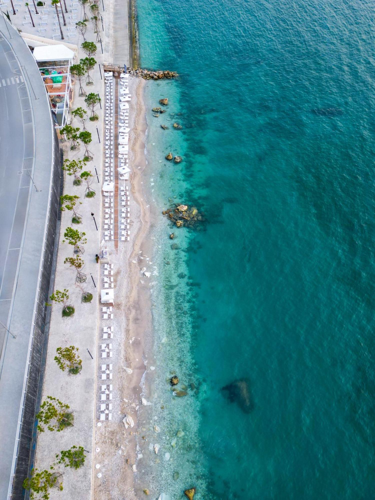 Hotel Vlora Priam, Affiliated By Melia Bagian luar foto